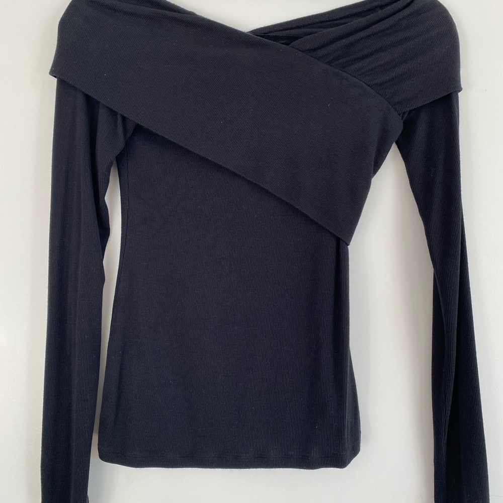 Babaton off the shoulders shirt